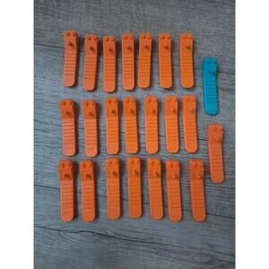 23 LEGO official brick separators